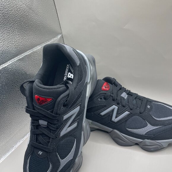 NEW BALANCE 9060 7